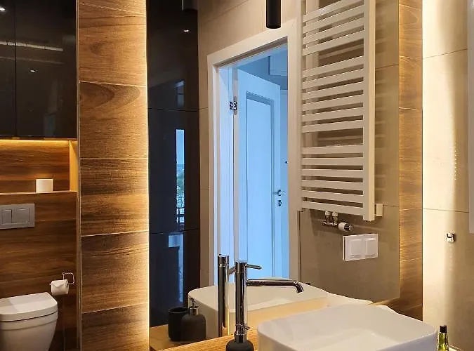 Capital Panorama Apartment *