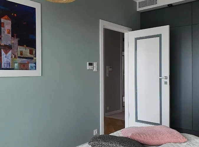 Apartment Capital Panorama