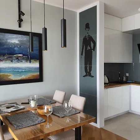 Apartment Capital Panorama *